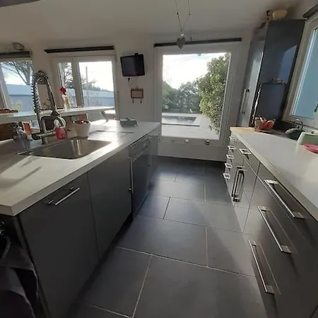 Maison Climatisee Avec Piscine Entre Alpilles Et Camargue