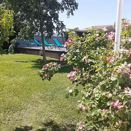Maison Climatisee Avec Piscine Entre Alpilles Et Camargue